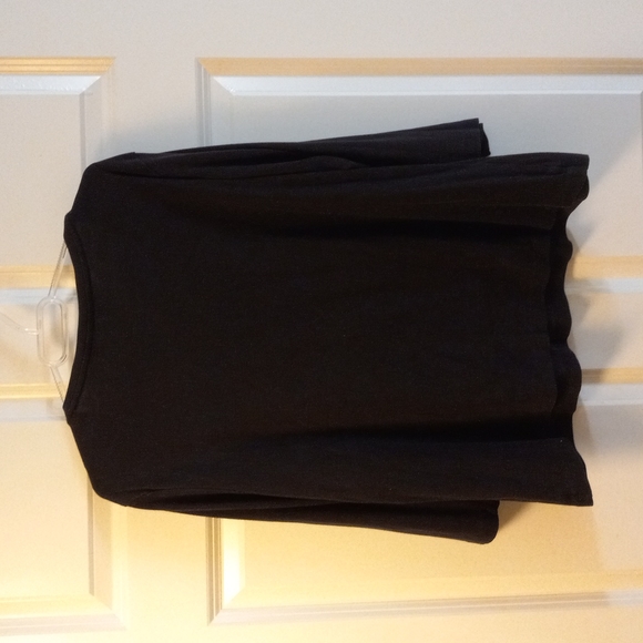 CATO WOMAN Black Long-Sleeve T-shirt Size 18/20W - Picture 2 of 5